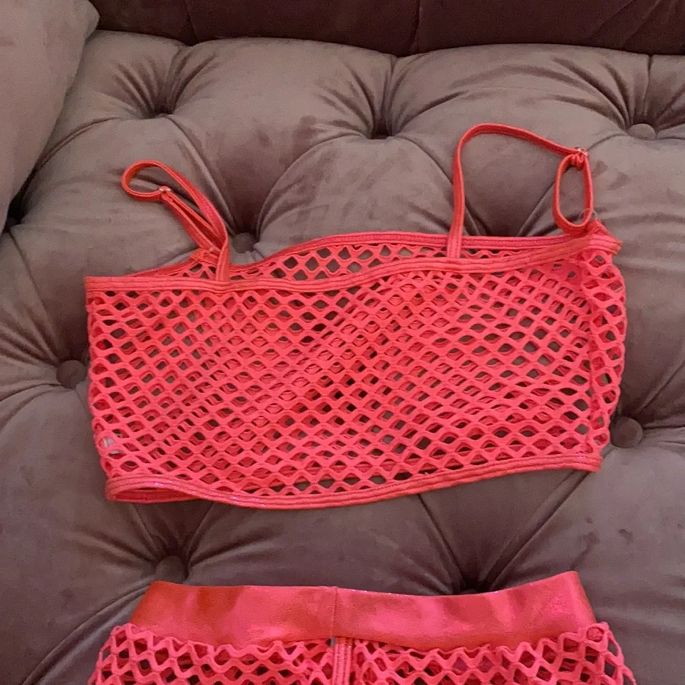 Women’s pink glitter two piece set - Picture 2 of 5